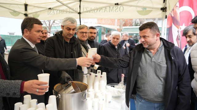 Osmangazi’de Cuma Bereketi Mehmet Akif Mahallesi’nde Paylaşıldı