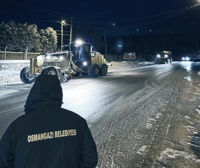 Osmangazi Belediyesi’nden Karla Mücadelede 7/24 Kesintisiz Mesai