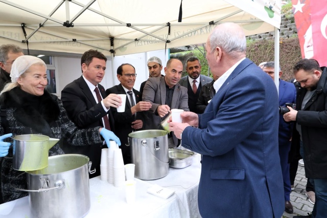 Başkan Aydın’ın Cuma Durağı Yenikent Mahallesi Oldu