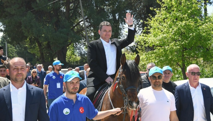 Osmangazi’de Geleneksel Rahvan At Koşusu Coşkusu