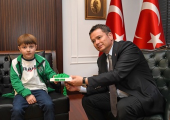 DMD Hastası Yağız Efe Destek Bekliyor