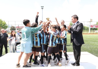 Osmangazi’de Çocuk Olimpiyatları Nefes Kesen Yarışlara Sahne Oldu