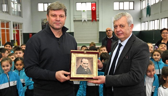 Ertuğrul Sağlam’dan Genç Sporculara İlham Veren Ziyaret