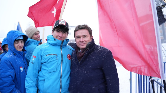 42. Uluslararası Uludağ FIS Çocuk Kupası Başladı