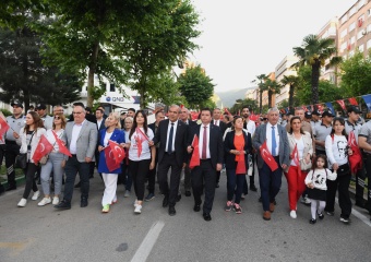 Osmangazi’de Omuz Omuza 19 Mayıs Yürüyüşü