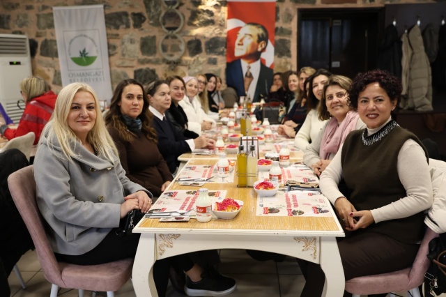 Osmangazili Kadınlar Kültür Turlarıyla Moral Depoluyor