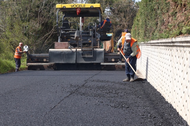 Osmangazi’de Asfaltlama Çalışmaları Hız Kesmeden Devam Ediyor