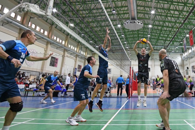 Osmangazi’de 700’üncü Yıla Özel Voleybol Turnuvası