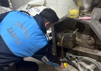 Zabıtadan Merdiven Altı İmalathaneye Baskın