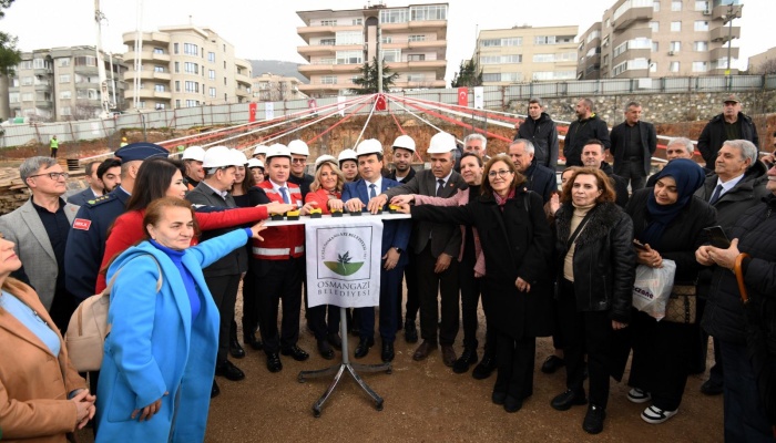 Başkan Aydın’dan Osmangazi’ye Çifte Hizmet