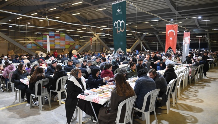 Osmangazi Belediyesi 1050 Konutlar’da Birlik Sofrası Kurdu