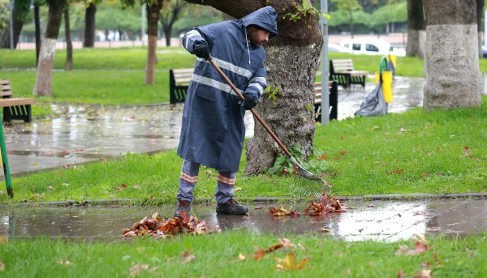 Osmangazi Belediyesi’nden Sonbahar Temizliği