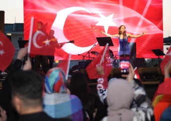 23 Nisan Kutlamaları Ecem Boyacı Konseri İle Taçlandı