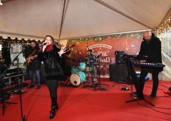 Yeni Yıl Festivali’nde Şarkılar Bursalıların İçini Isıttı