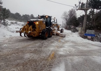 Osmangazi Belediyesi Ekiplerinden Karla Mücadelede Hızlı Müdahale