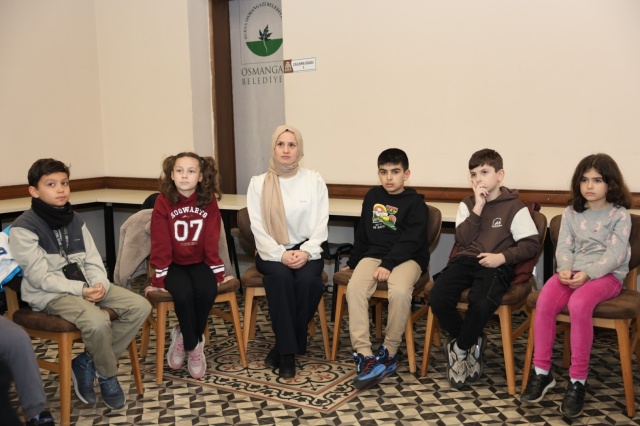 Osmangazi’de Çocuklar Felsefe Atölyesi İle Düşünsel Yolculuğa Çıktı