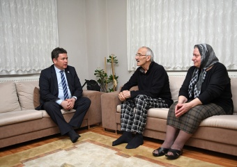 Başkan Aydın’dan İftar Sonrası Ev Ziyaretleri