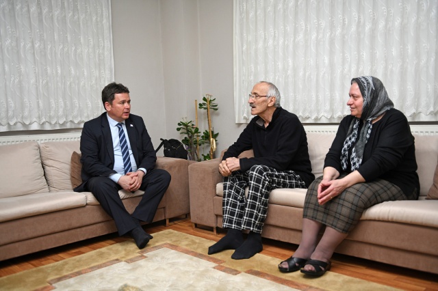 Başkan Aydın’dan İftar Sonrası Ev Ziyaretleri