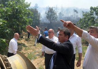 Başkan Aydın İsmetiye’deki Yangın Bölgesinde