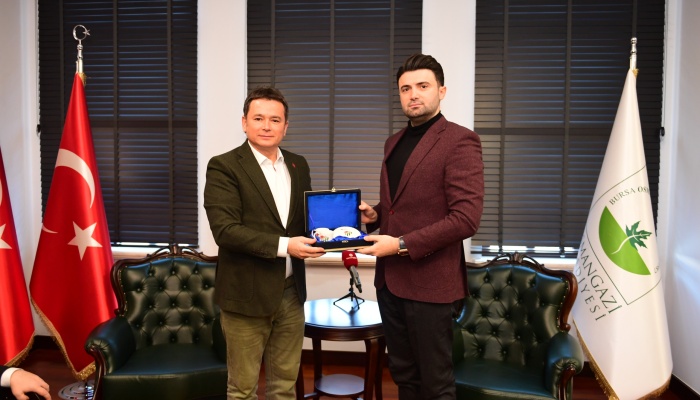 Osmangazi Belediye Başkanı Erkan Aydın, Bursaspor Vakfı Mütevelli Heyeti’ne Katıldı