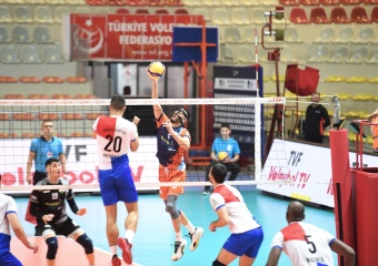 Osmangazi Belediyespor Mücadelesiyle Alkış Aldı