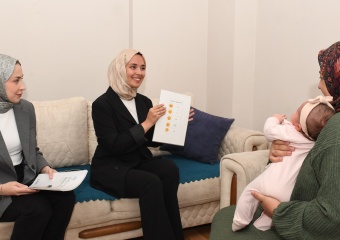 Osmangazi Belediyesi Yeni Doğum Yapan Annelerin Yanında