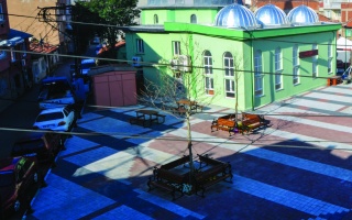 /projeler/kemercesme-meydani-park-ve-cami-cevre-duzenleme-calismasi-81/kemer1.jpg