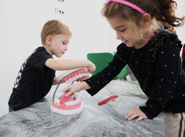 Osmangazi’de Minikler Sağlıklı Gülüşlerin Sırrını Öğrendi