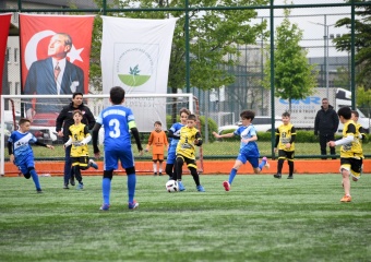 Osmangazi’de Çocuklar Sahada Buluştu