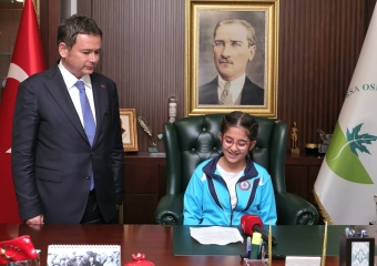 Başkan Aydın Koltuğu Geleceğin Teminatı Çocuklara Bıraktı