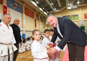 Osmangazi’de 300 Karateci Kuşak Sevinci Yaşadı