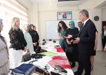 OSMEK Kursiyerlerinin Eserleri Hüdavendigar’da Sergilendi
