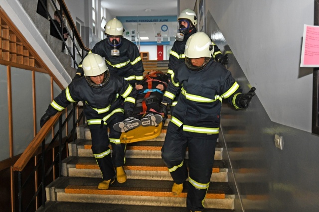 Osmangazi’de Gerçeğini Aratmayan Yangın Tatbikatı