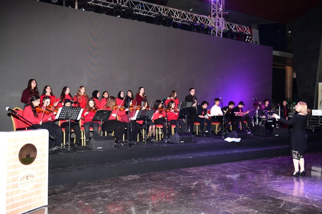 Osmangazi Belediyesi Gençlik Orkestrası ve Korosu’ndan “Yeni Yıla Merhaba” Konseri