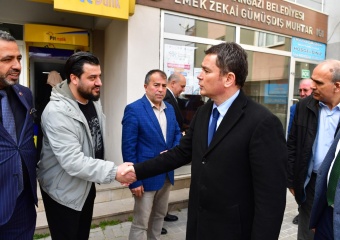 Başkan Aydın’ın Cuma Durağı Emek Mahallesi Oldu