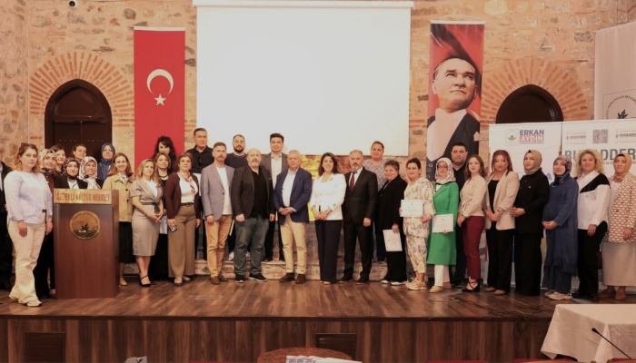 Osmangazi’de Aile Yapısını Güçlendiren Proje Sona Erdi
