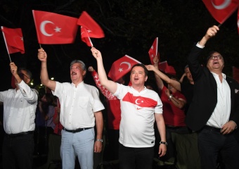 Osmangazi Belediyesi Milli Heyecanı Meydanlara Taşıdı