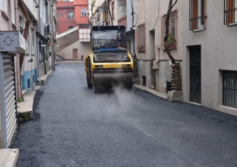 Osmangazi Belediyesi’nden Yeşilova Mahallesi’ne Yeni Asfalt